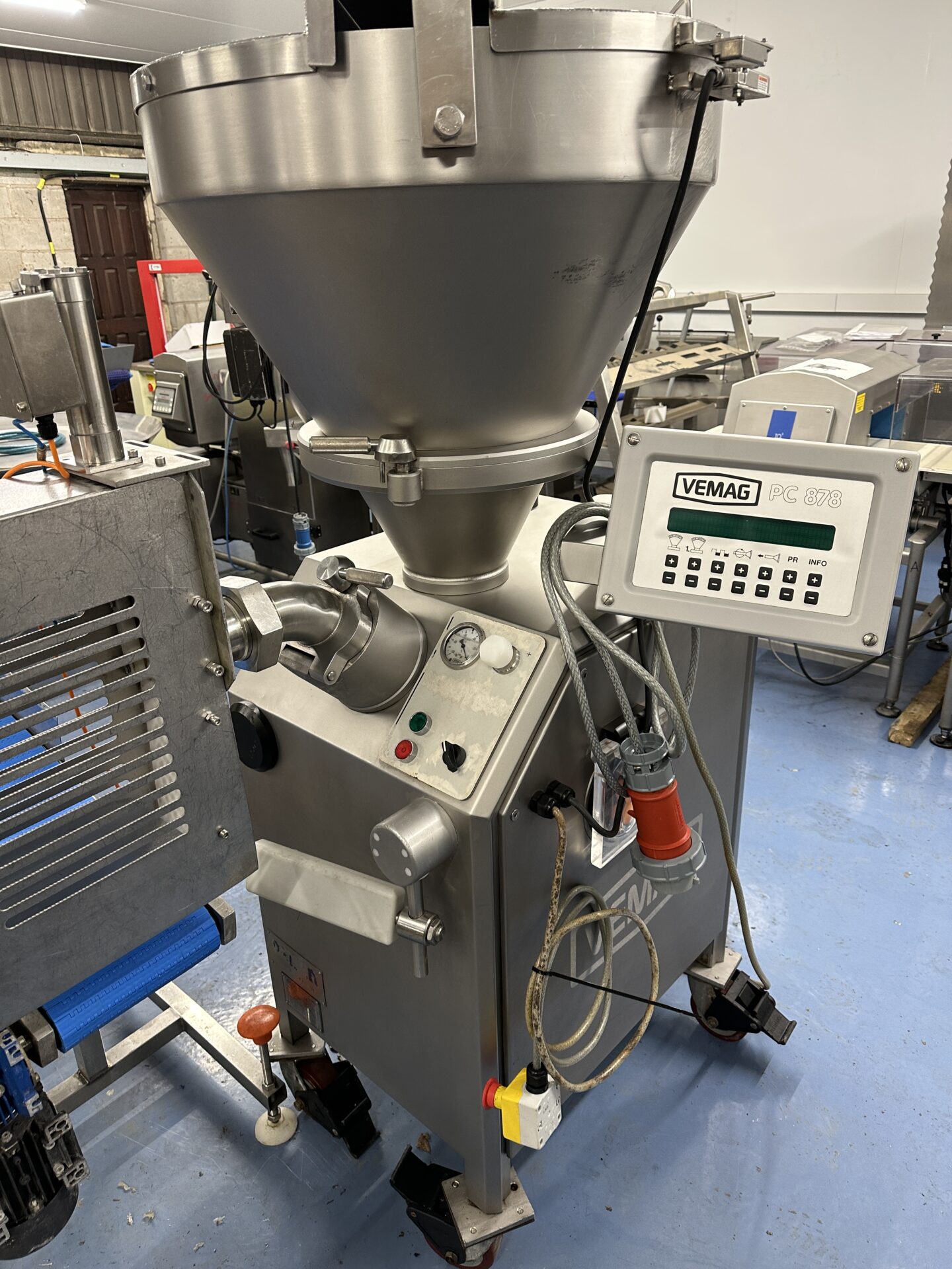 Vemag Robot 500 with Guillotine Food Machinery 2000
