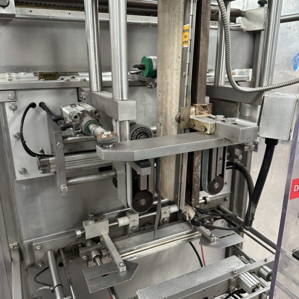 Gainsborough Vertical Form Fill and Seal - Image 3